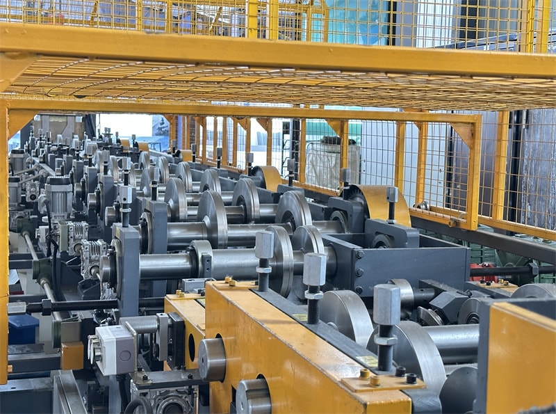 CZ PURLIN MAKING MACHINE